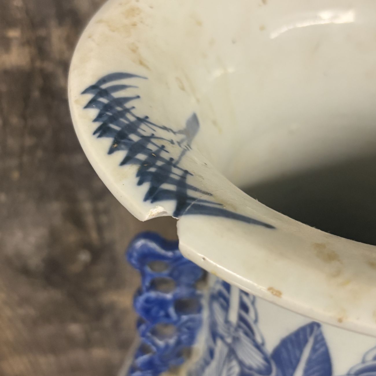 Chinese Blue and White Porcelain Dragon Medallion Floor Vase