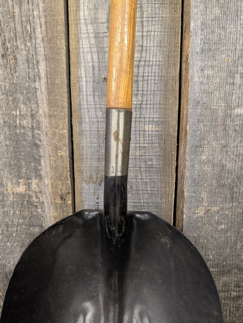 Vintage Belknap Blue Grass Rhino D-Handle Steel Scoop Shovel