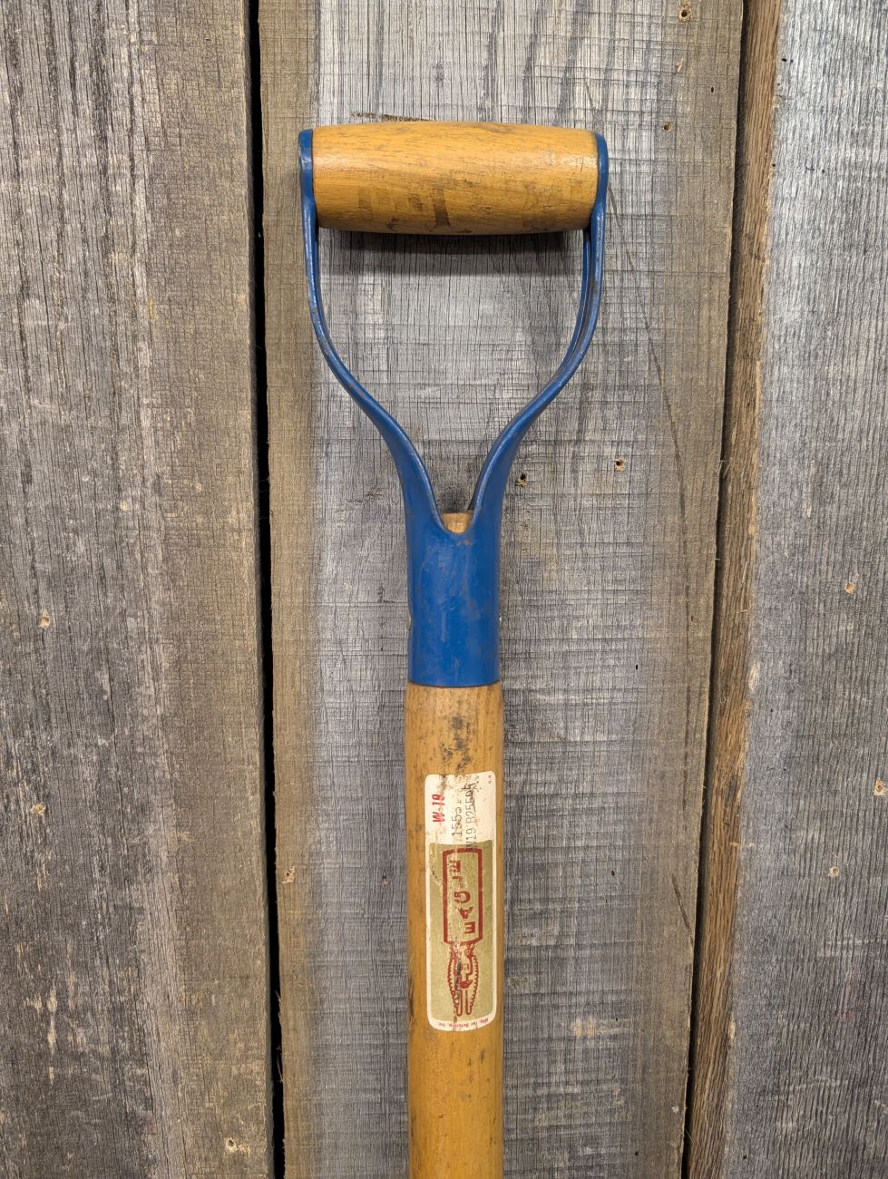 Vintage Belknap Eagle 25 Round Point D-Handle Shovel