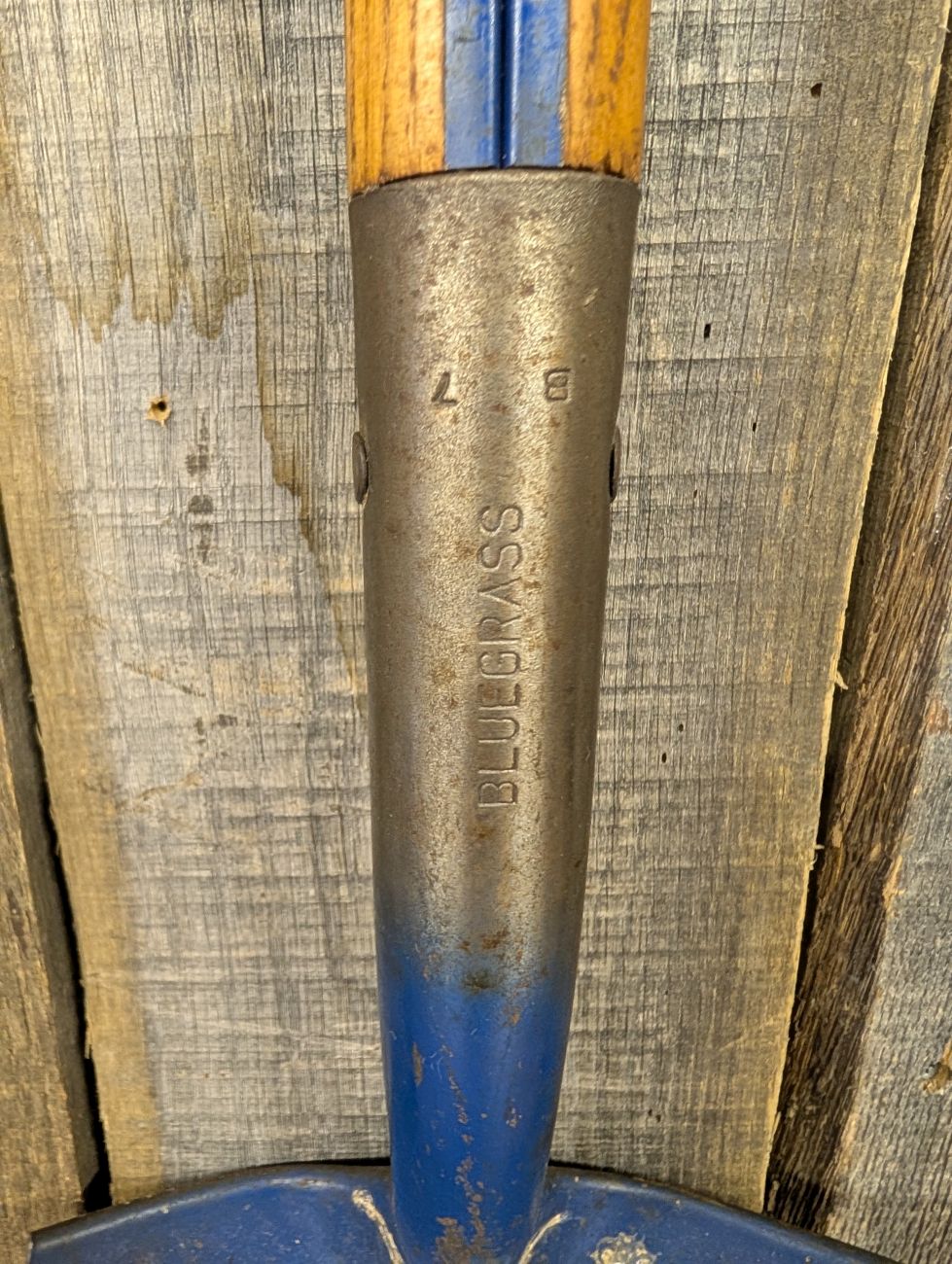 Vintage Blue Grass Belknap Inc. Round Point Shovel with D-Handle