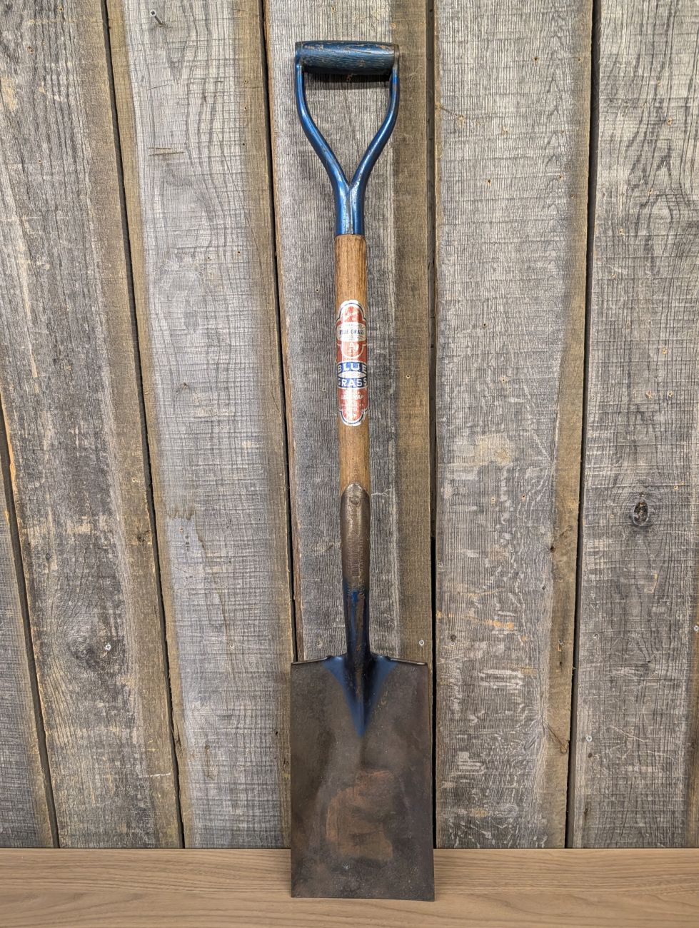 Vintage Belknap Blue Grass Taper Forged D-Handle Square Point Garden Spade