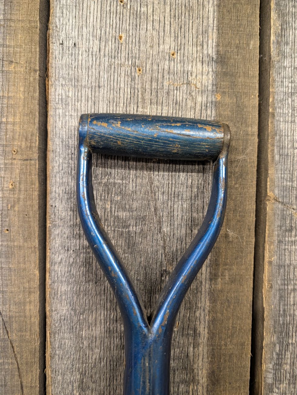 Vintage Belknap Blue Grass Taper Forged D-Handle Square Point Garden Spade
