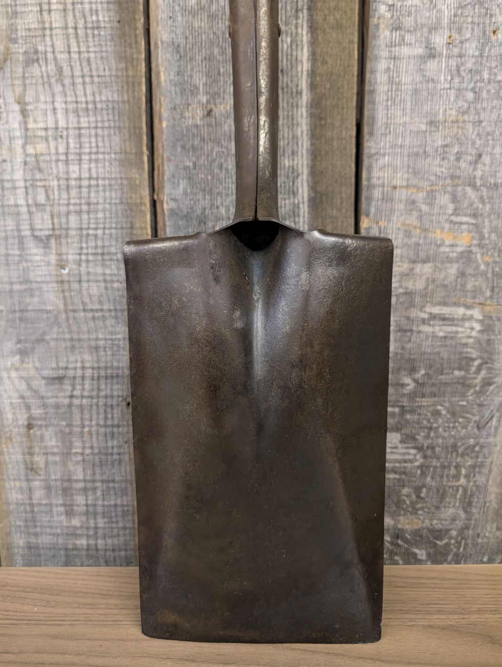 Vintage Belknap Blue Grass Taper Forged D-Handle Square Point Garden Spade