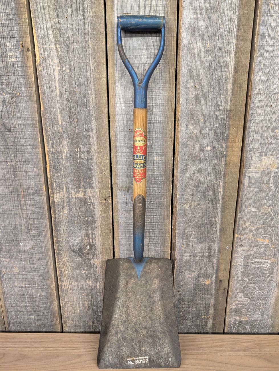 Belknap Blue Grass No. BG102 Vintage Taper Forged No. 2 Square Point Shovel