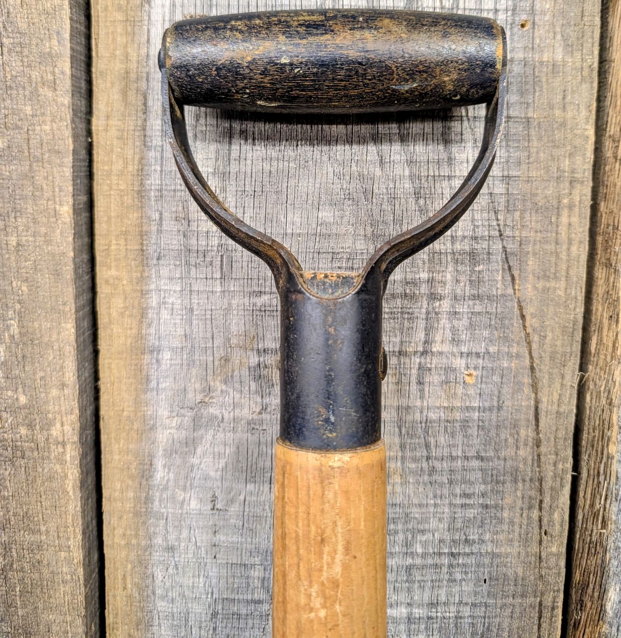 Vintage Belknap Blue Grass D-Handle Steel Digging Shovel