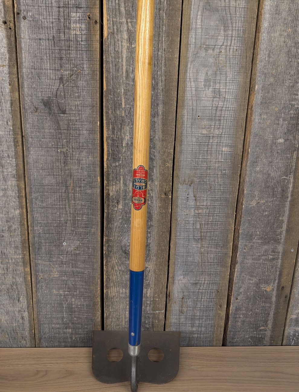 Belknap Blue Grass Two-Hole Mortar Mixing Hoe