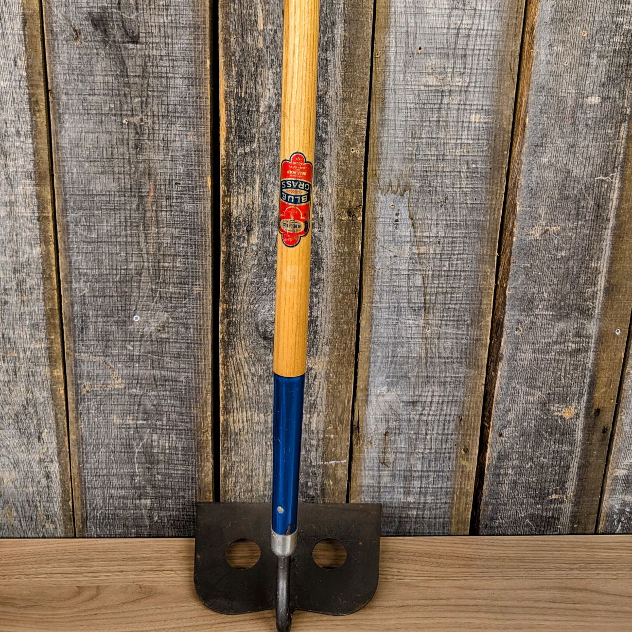 Belknap Blue Grass Two-Hole Mortar Mixing Hoe