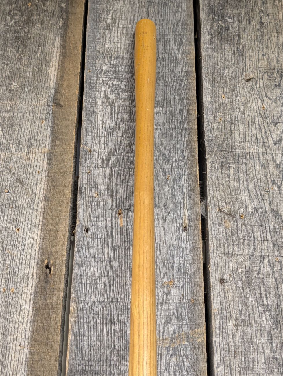 Belknap Blue Grass Two-Hole Mortar Mixing Hoe
