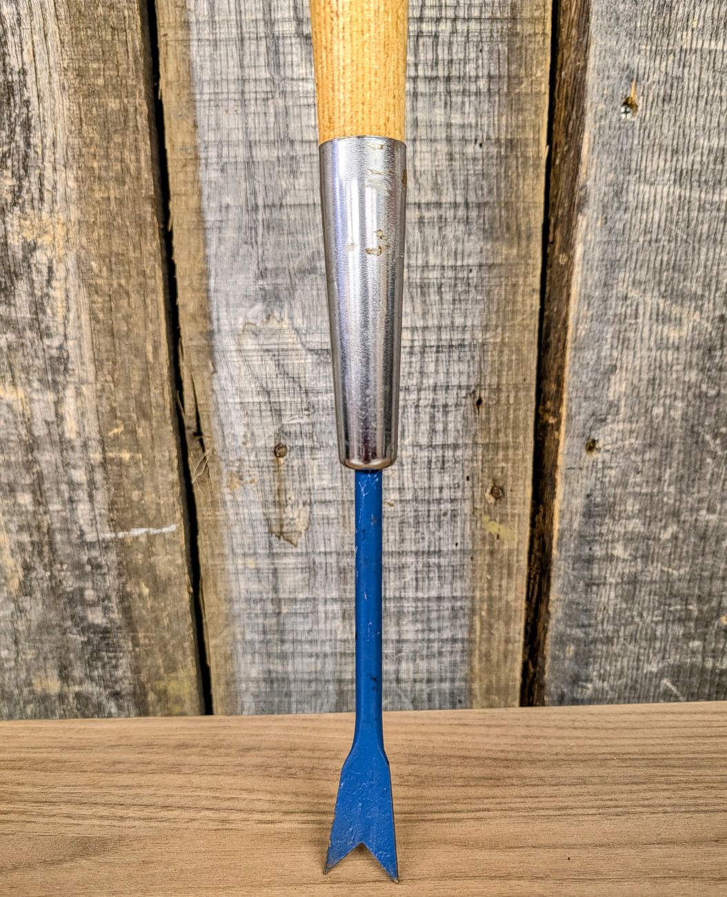 Blue Grass BG158WDR Long-Handled Garden Weeding Tool