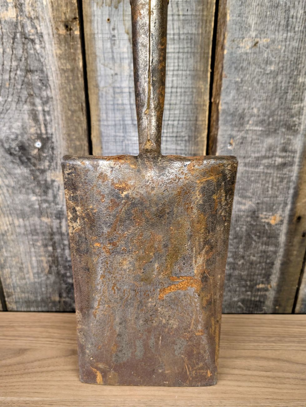 Vintage Taper-Forged D-Handle Square-Point Garden Spade