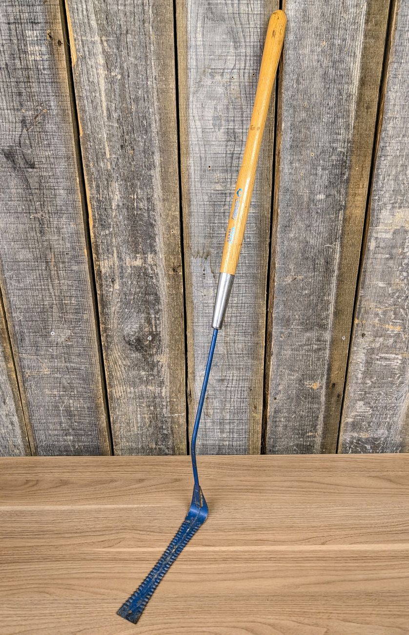 Vintage Blue Grass BG229 Serrated Grass Whip Weed Cutter