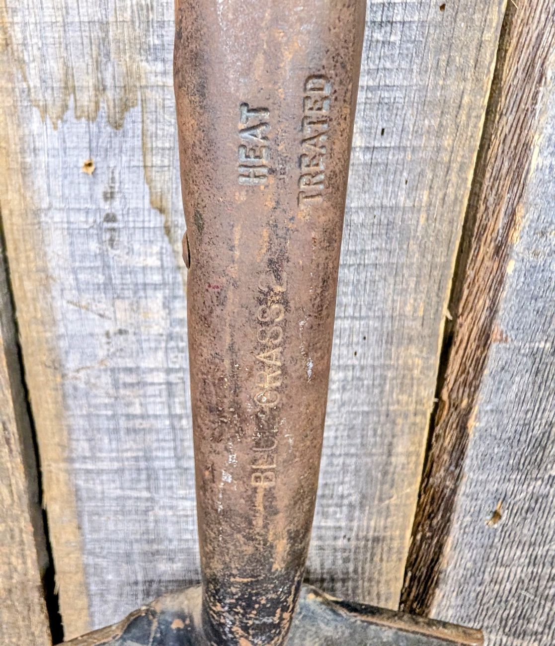 Vintage Belknap Blue Grass Number 2 Square Point D-Handle Shovel