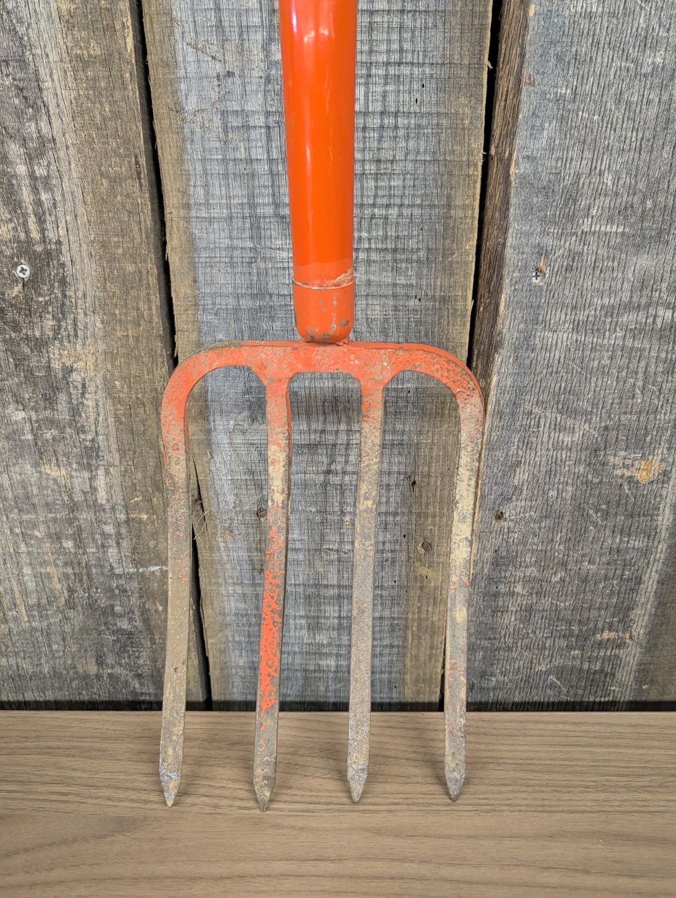 Belknap Mohawk 4-Tine Forged Steel Spading Fork with D-Handle