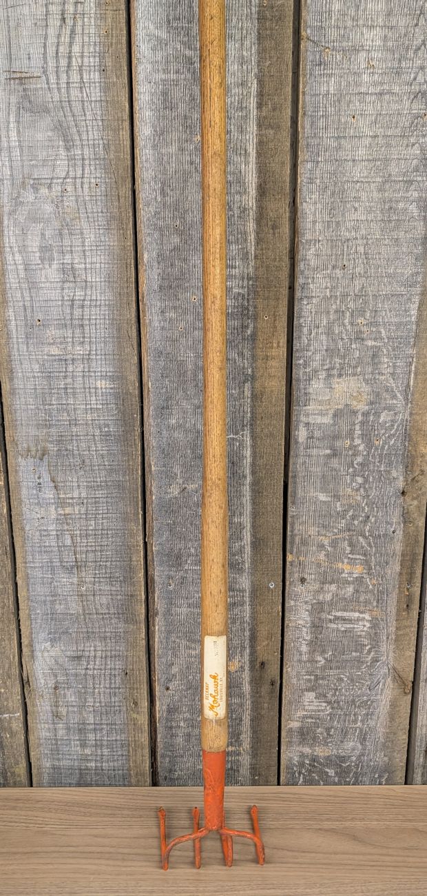 Vintage Belknap Mohawk Model W193M Long-Handled 4-Tine Garden Cultivator