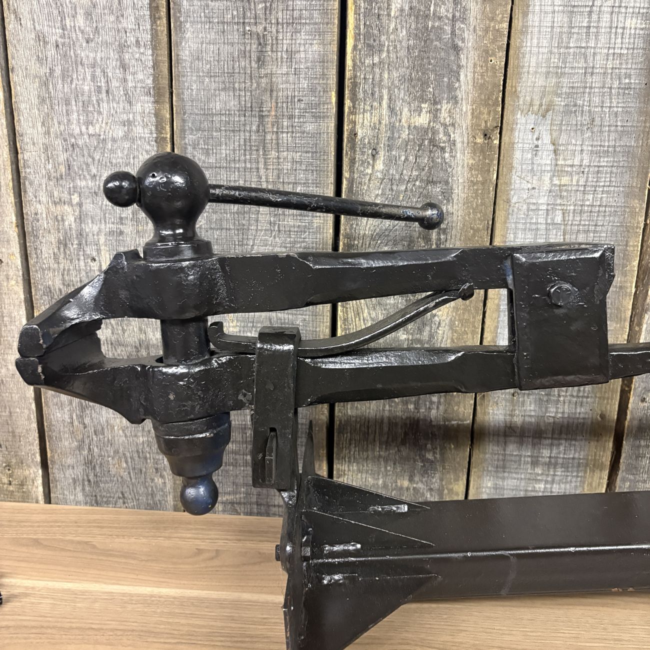 Antique Blacksmith Post Leg Vise on Pedestal Floor Stand