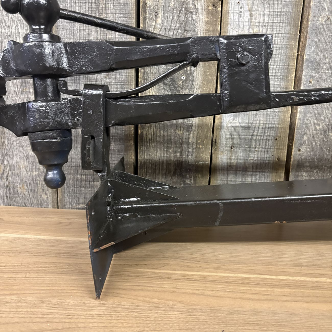 Antique Blacksmith Post Leg Vise on Pedestal Floor Stand