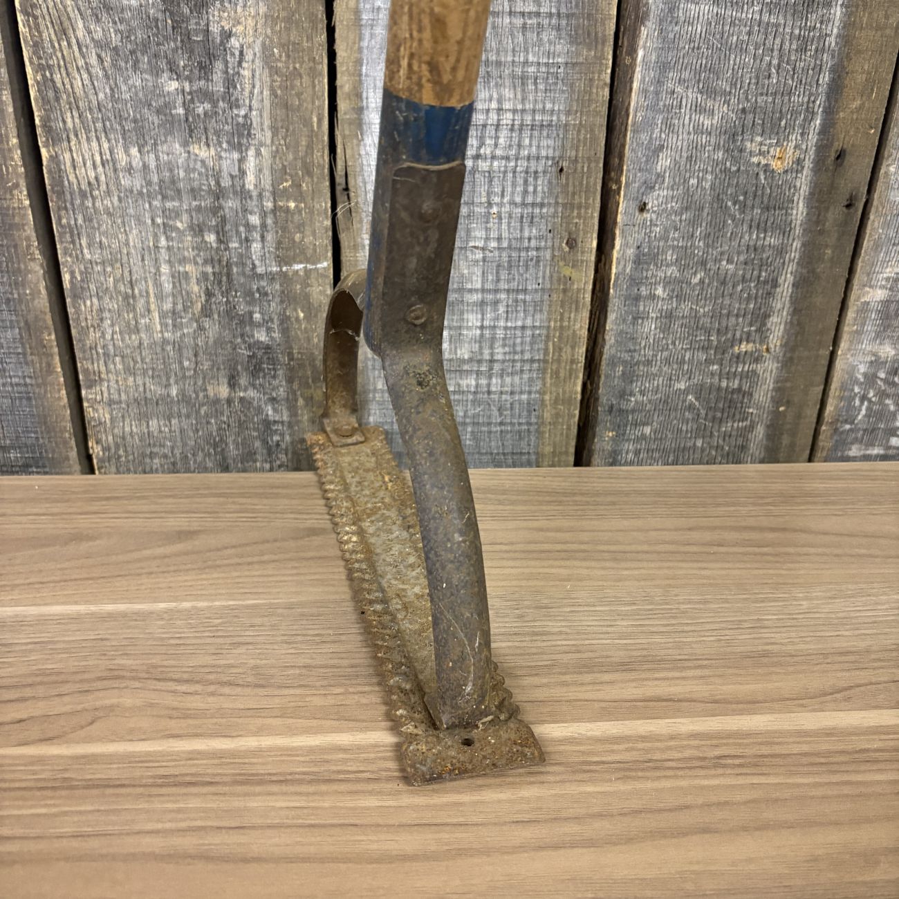 Belknap Blue Grass BG7 Vintage Serrated Weed Cutter Swing Blade