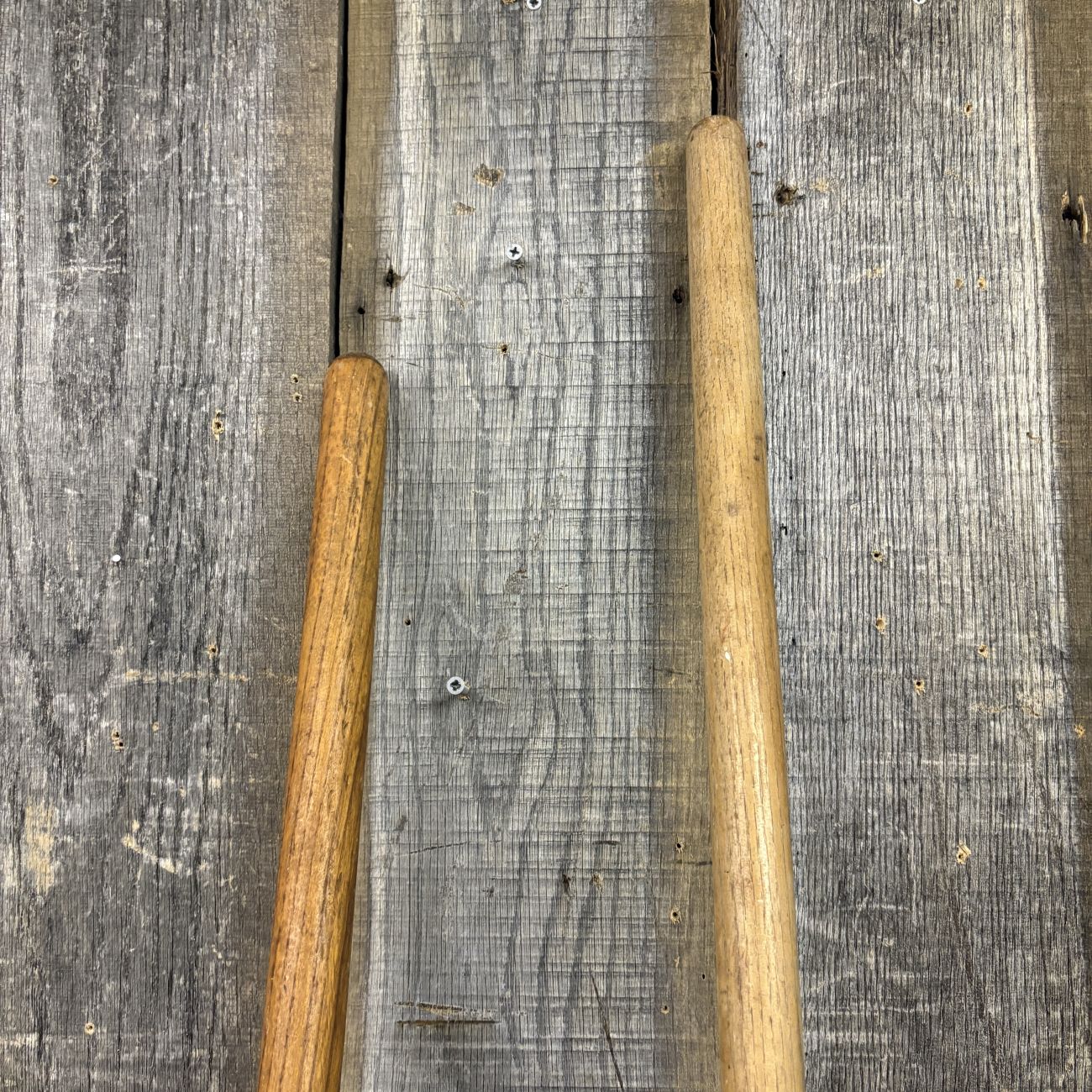 A Pair of Vintage Belknap Mohawk Long-Handled Garden Tools