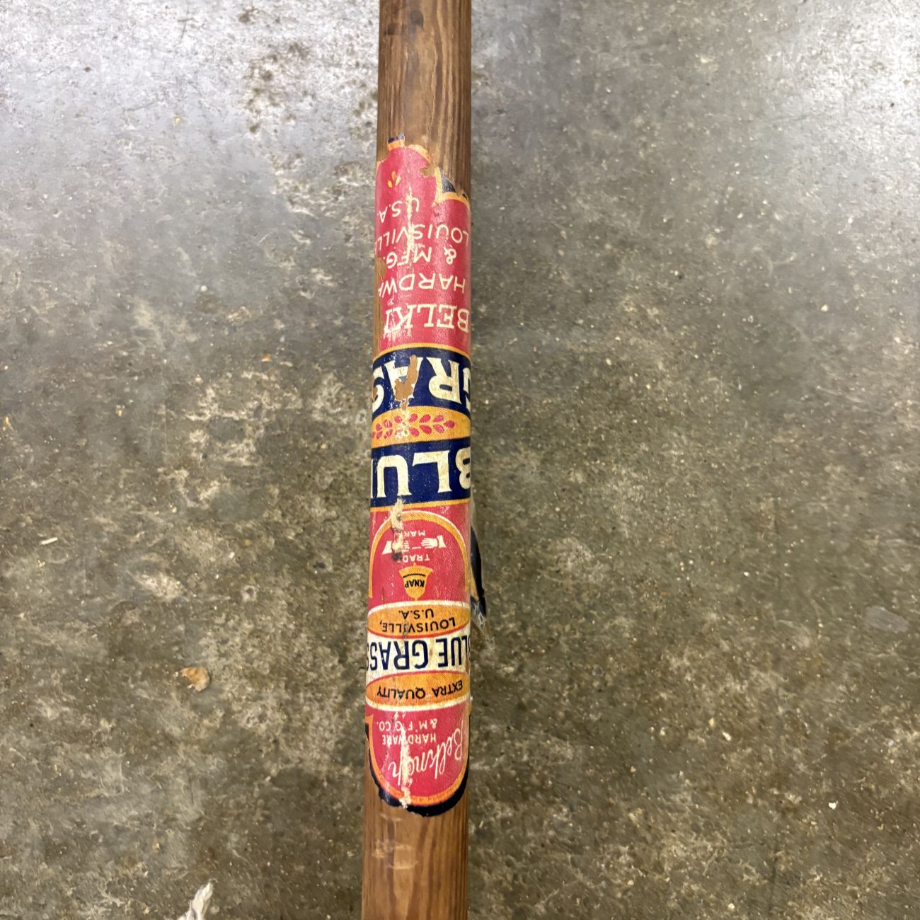 Vintage Blue Grass Belknap Hardware and Manufacturing Company Cotton String Floor Mop
