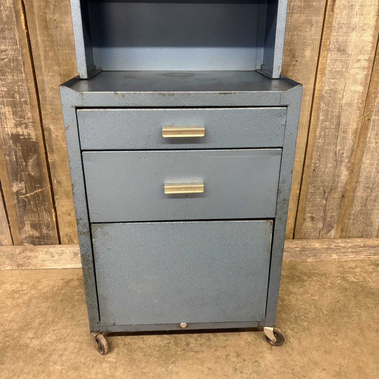 Blue Grass Model 2591 Vintage Three Piece Industrial Rolling Tool Chest Workstation