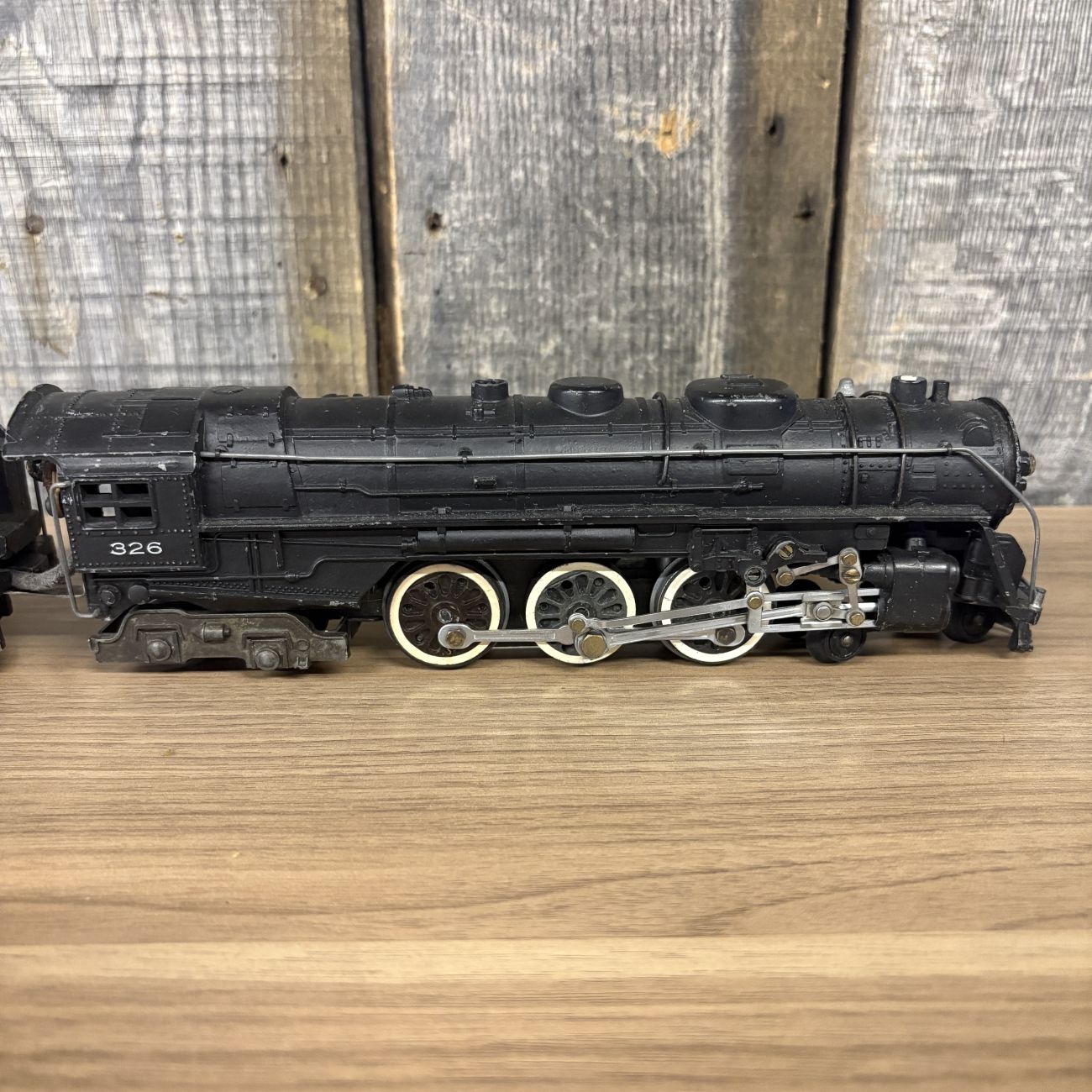American Flyer S-Gauge New York Central 4-6-4 Hudson Steam Locomotive and Tender Number 326