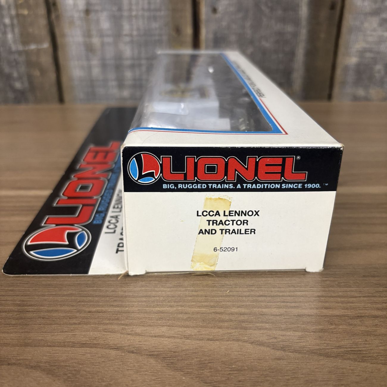 Lionel 6-52091 LCCA Lennox Tractor and Trailer