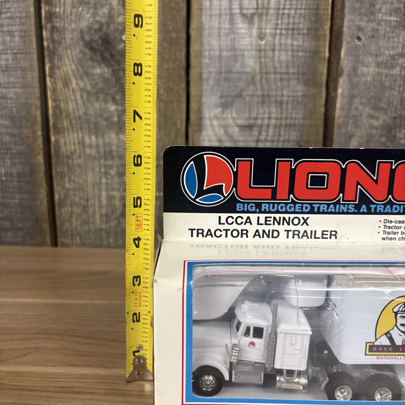 Lionel 6-52091 LCCA Lennox Tractor and Trailer