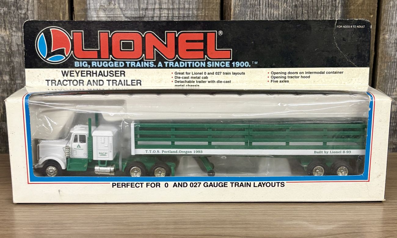Lionel Weyerhaeuser Tractor and Trailer Set Model 6-52021 T.T.O.S. 1993 Convention