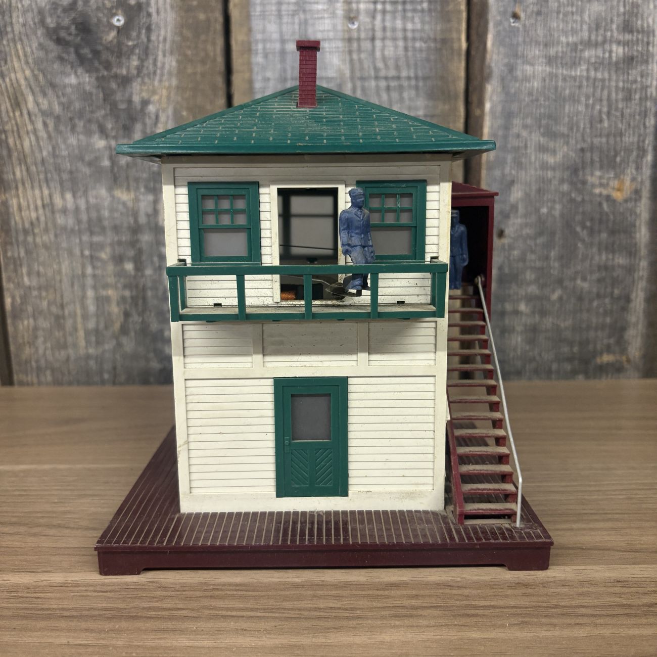 Lionel No. 445 Operating Switch Tower
