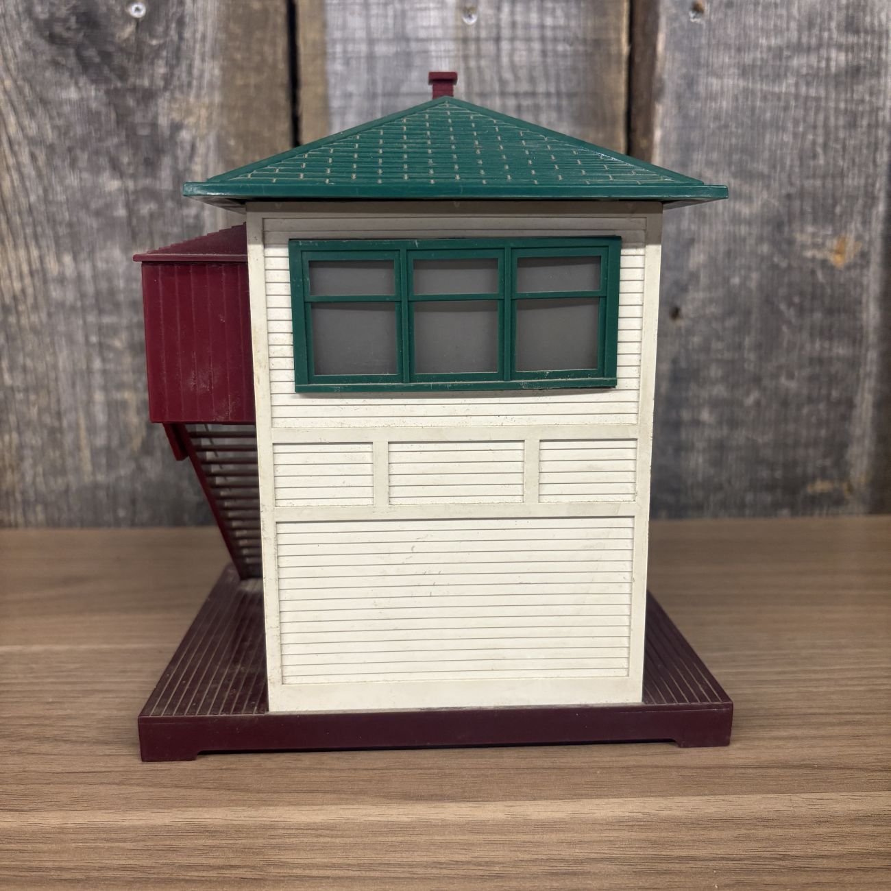 Lionel No. 445 Operating Switch Tower