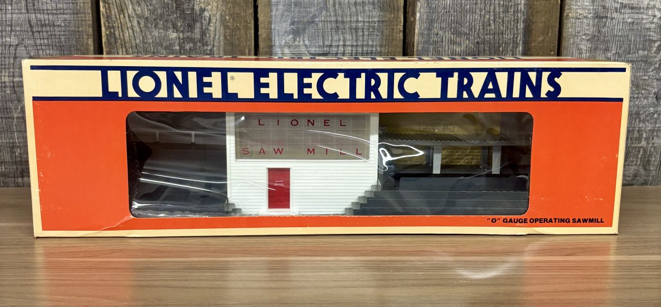 Lionel 6-2301 O Gauge Operating Sawmill with Original Box