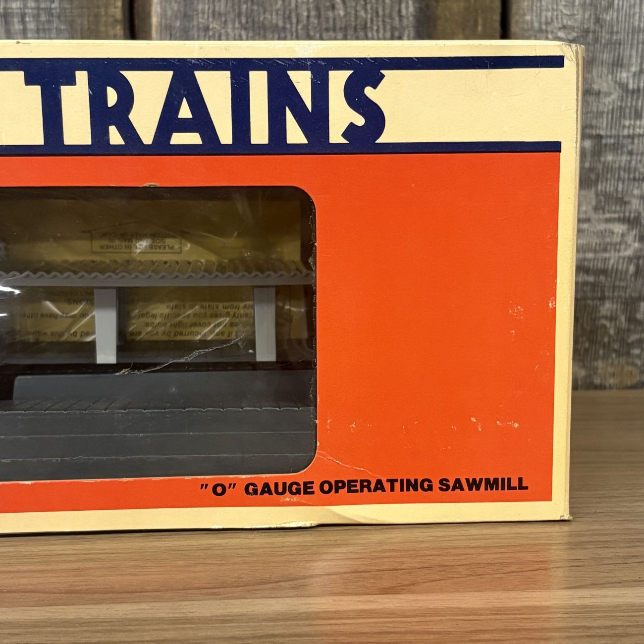 Lionel 6-2301 O Gauge Operating Sawmill with Original Box
