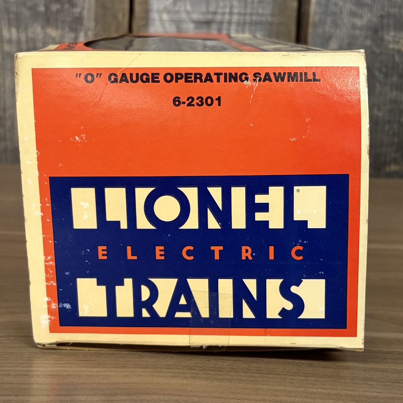 Lionel 6-2301 O Gauge Operating Sawmill with Original Box