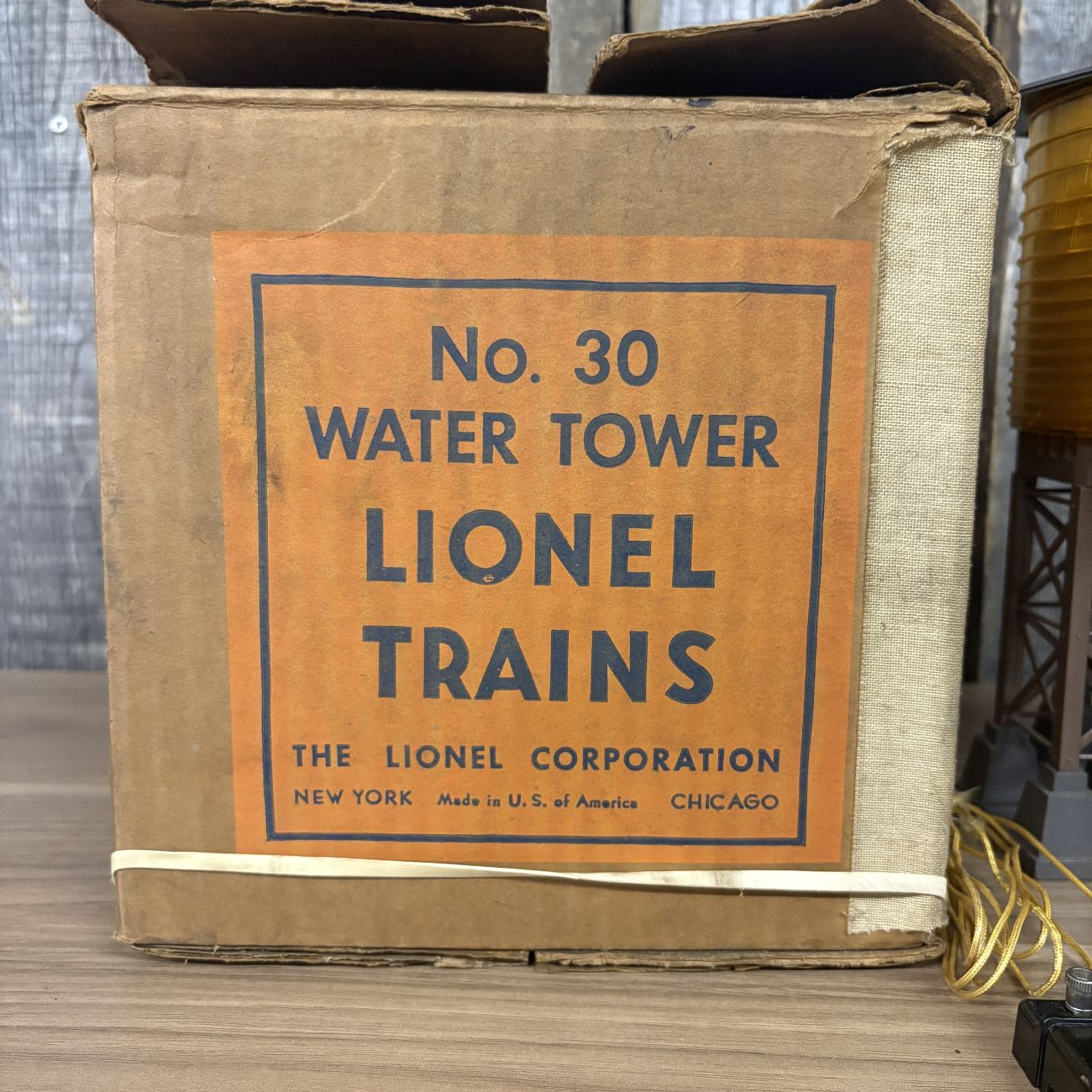Lionel Postwar No. 30 Operating Water Tower with Original Box and Controller