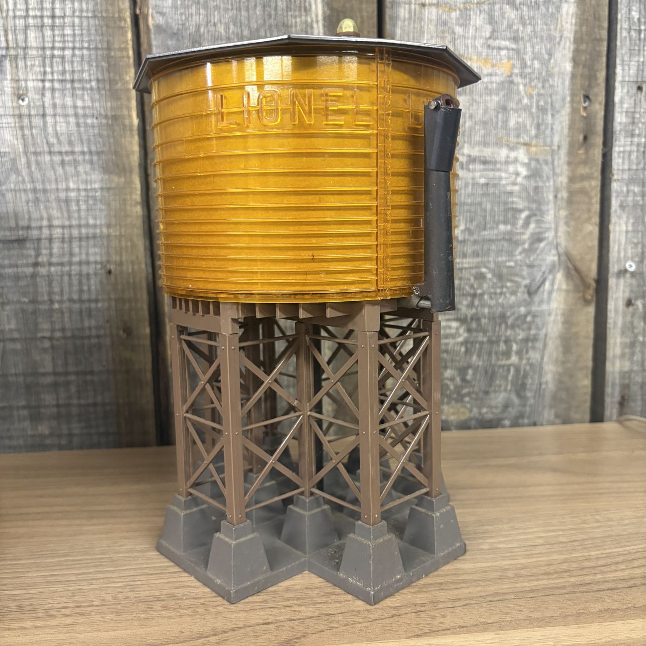 Lionel Postwar No. 30 Operating Water Tower with Original Box and Controller