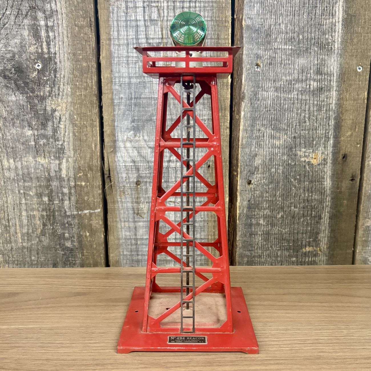 Lionel No. 494 Rotary Beacon Tower