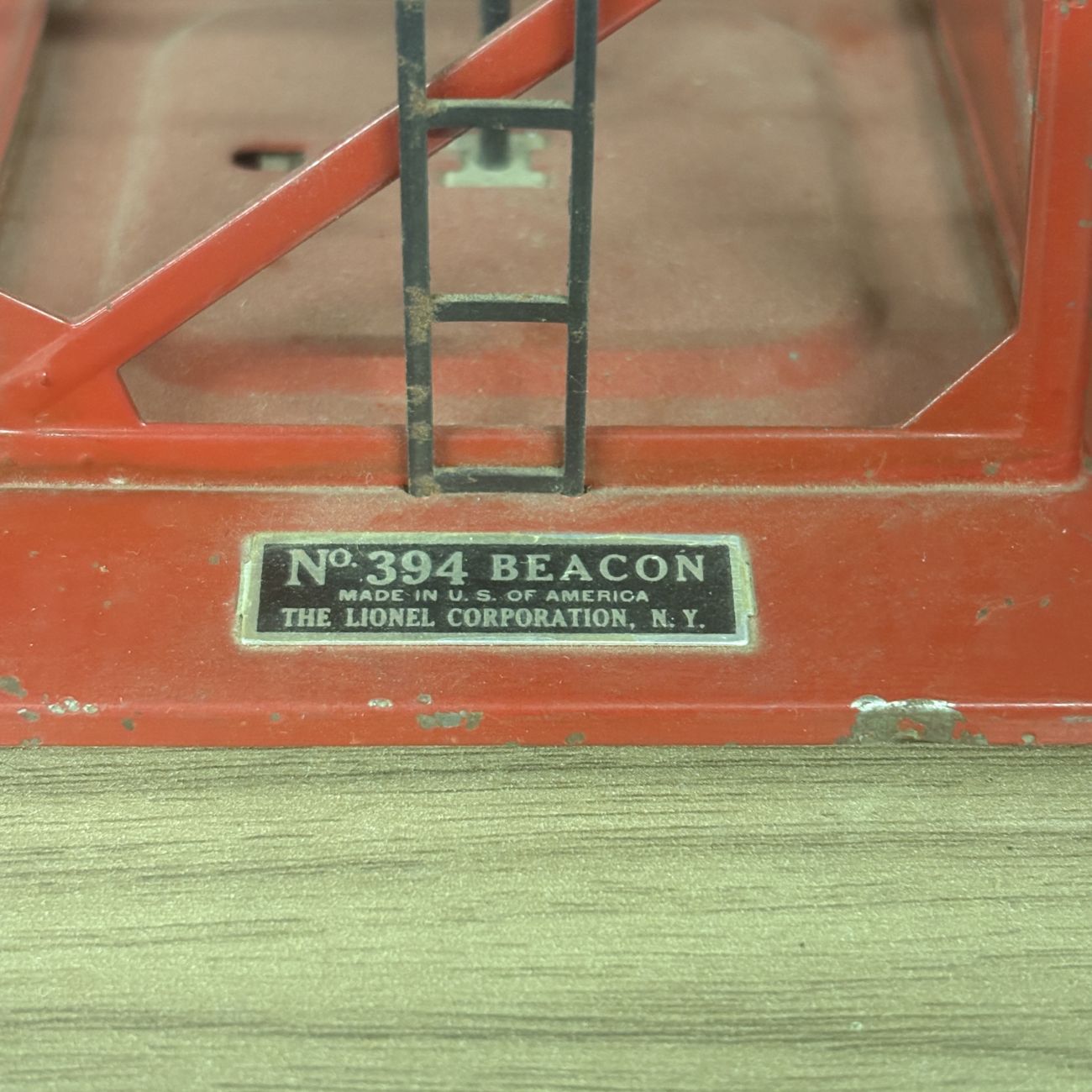 Lionel No. 394 Postwar Rotating Beacon