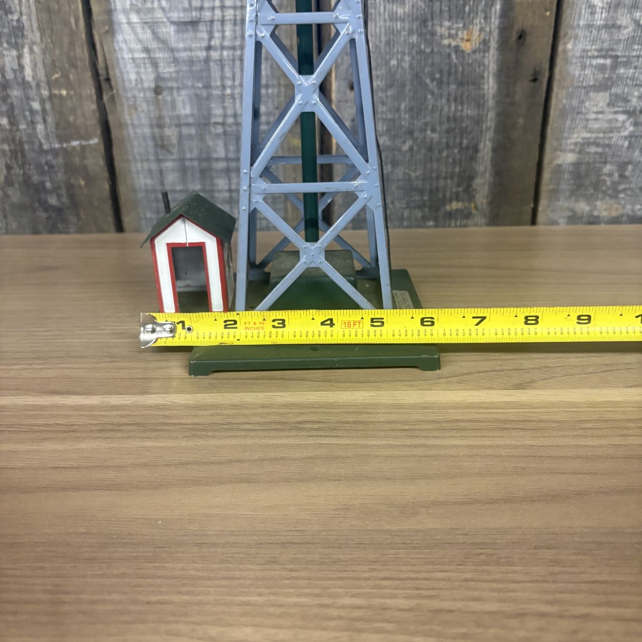 American Flyer No. 760 Rotating Beacon Tower