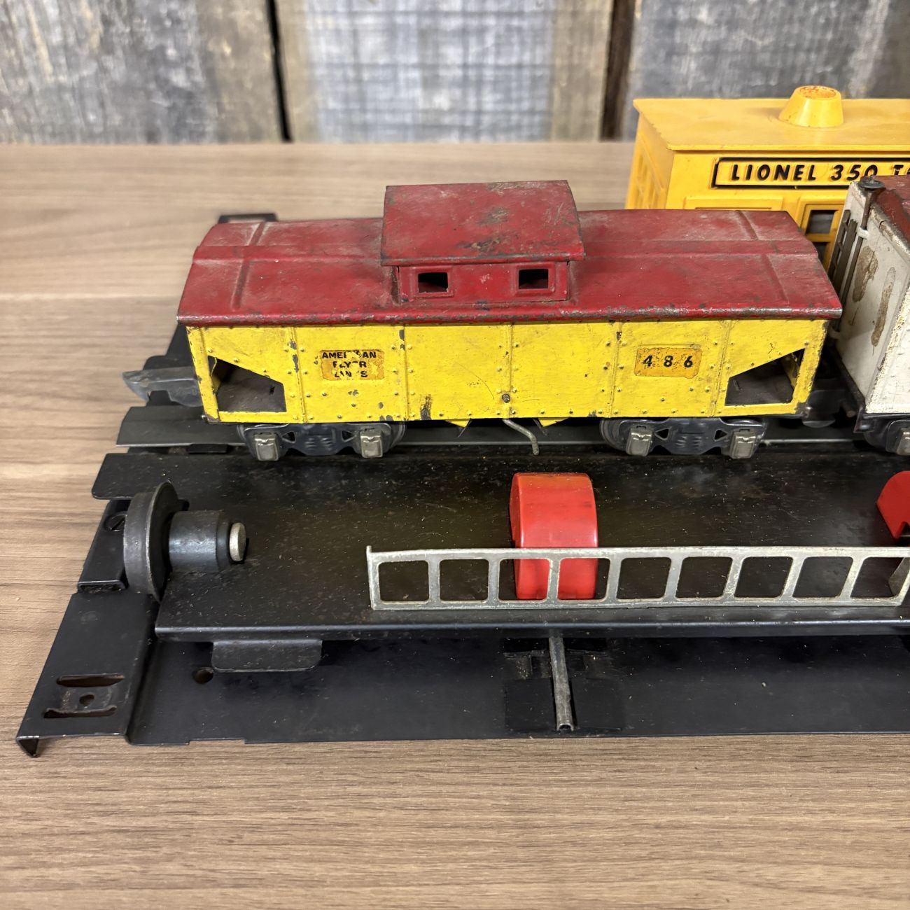 Three Lionel and American Flyer O Gauge Model Train Items