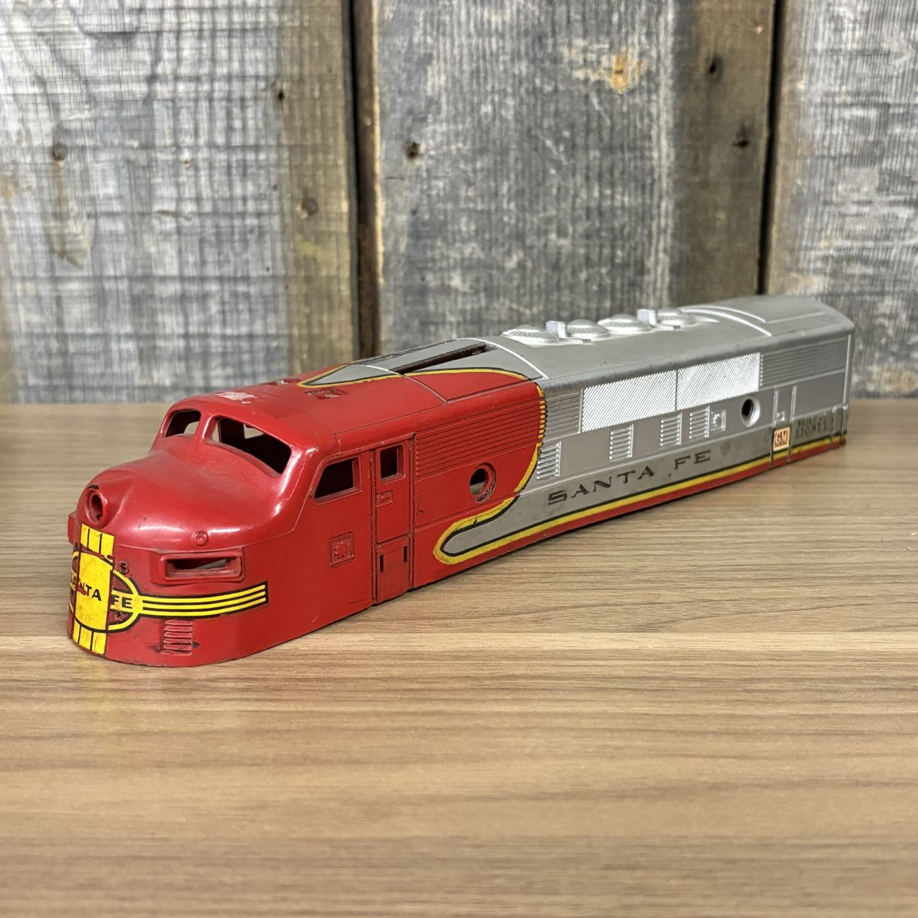 A Set of Six Vintage Lionel O-Gauge Model Train Shells and Bodies