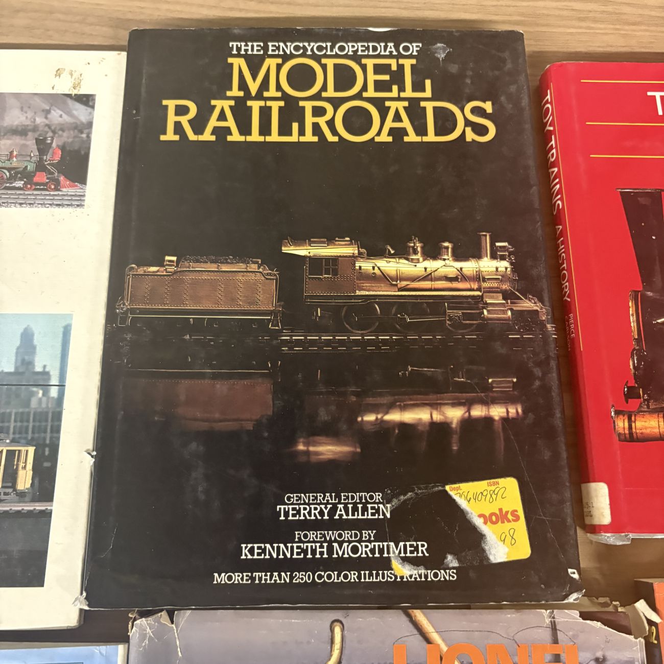 A Collection of Model Railroading and Toy Train Reference Books and Periodicals. (DJ)