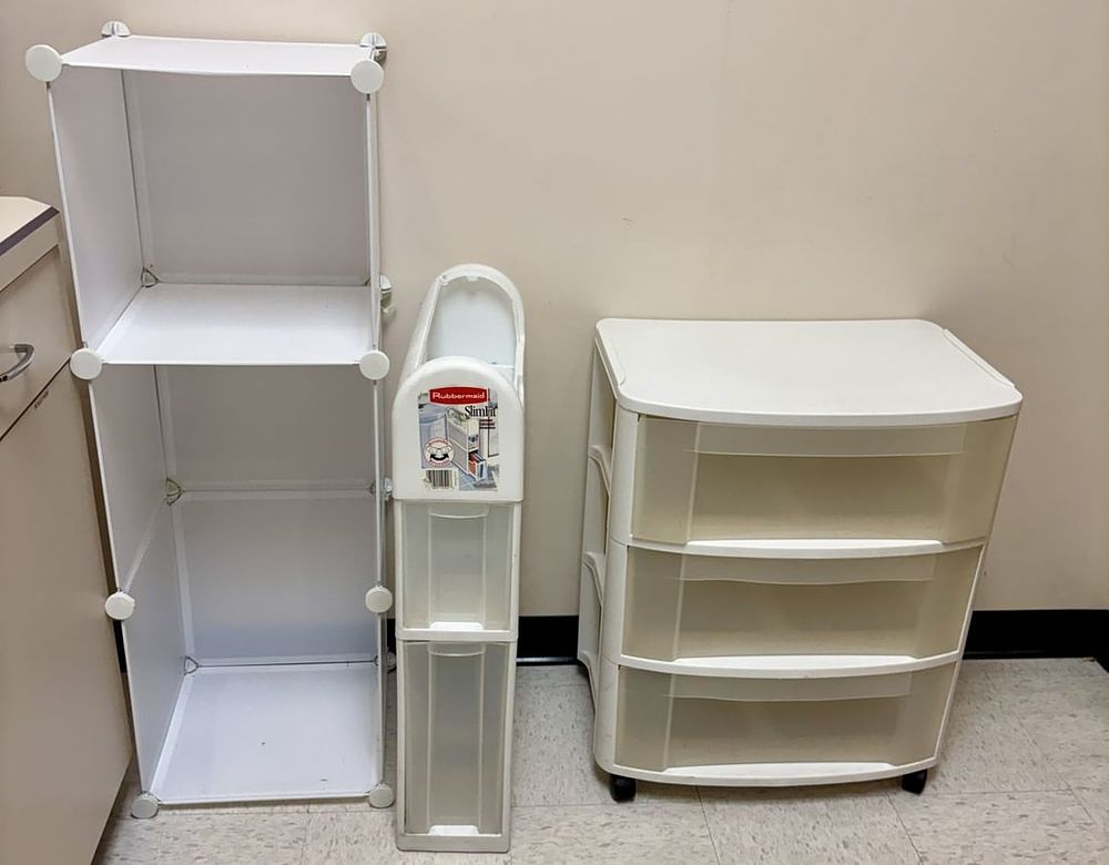 Lot 465: A Trio of White Plastic Storage Units Including Rubbermaid and Sterilite Pieces