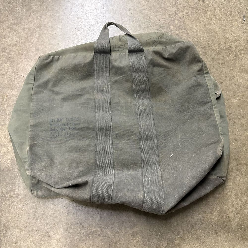 Lot 255: US Military Canvas Flyers Kit Bag Dated November 1980