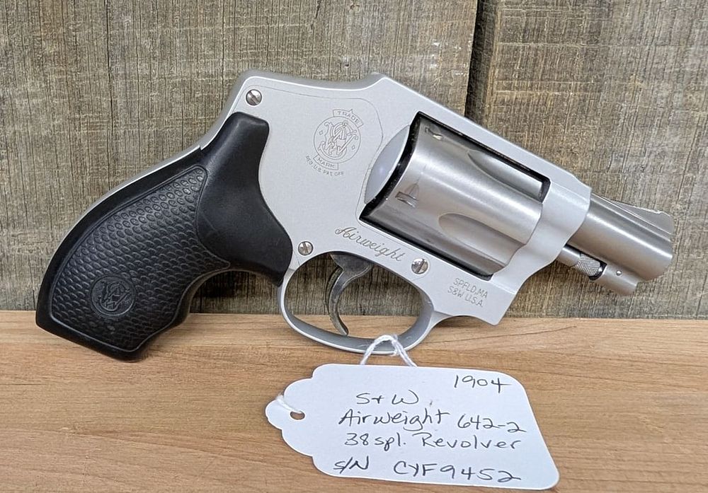 Lot 270: Smith and Wesson Model 642-2 Airweight 38 Special Revolver