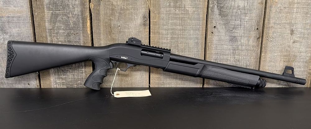 Lot 285: TriStar Cobra III Force 12 Gauge Pump Action Shotgun