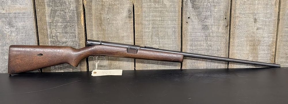 Lot 291: Winchester Model 74 Semi-Automatic 22 Long Rifle