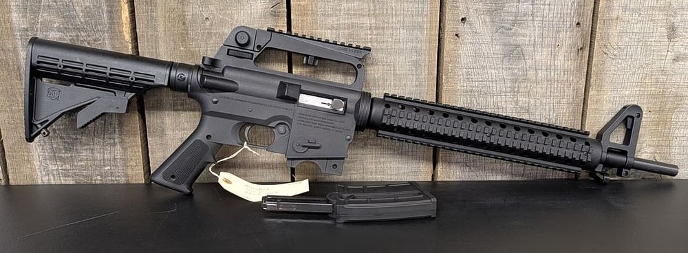 Lot 292: Mossberg International 715T Tactical Semi-Automatic Rifle in .22 Long Rifle