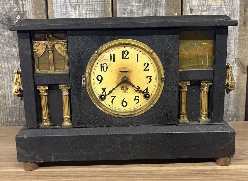 Lot 444: Belknap Hardware Blue Grass Architectural Mantel Clock