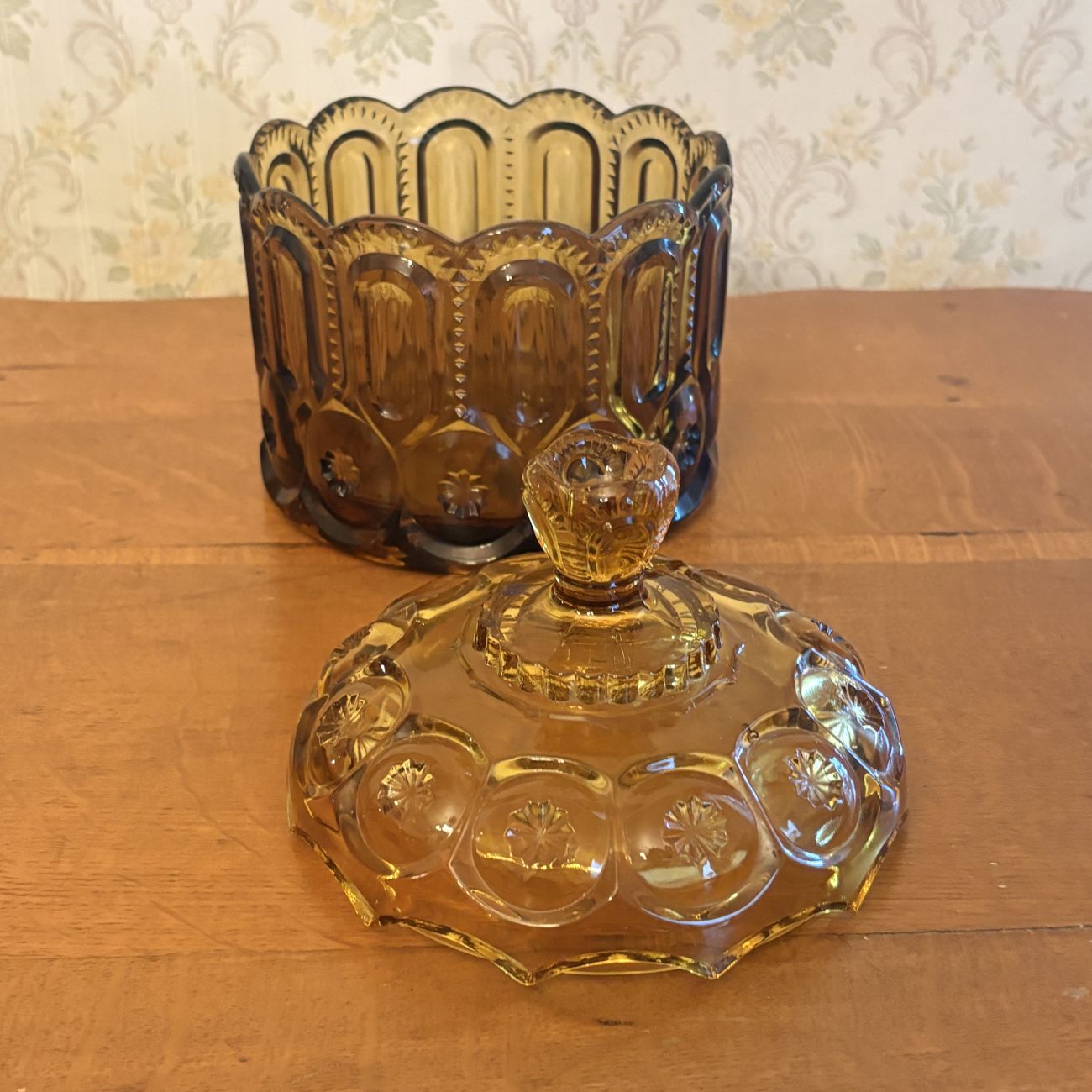 Vintage Moon and Star Pattern Amber Pressed Glass Biscuit Jar with Lid