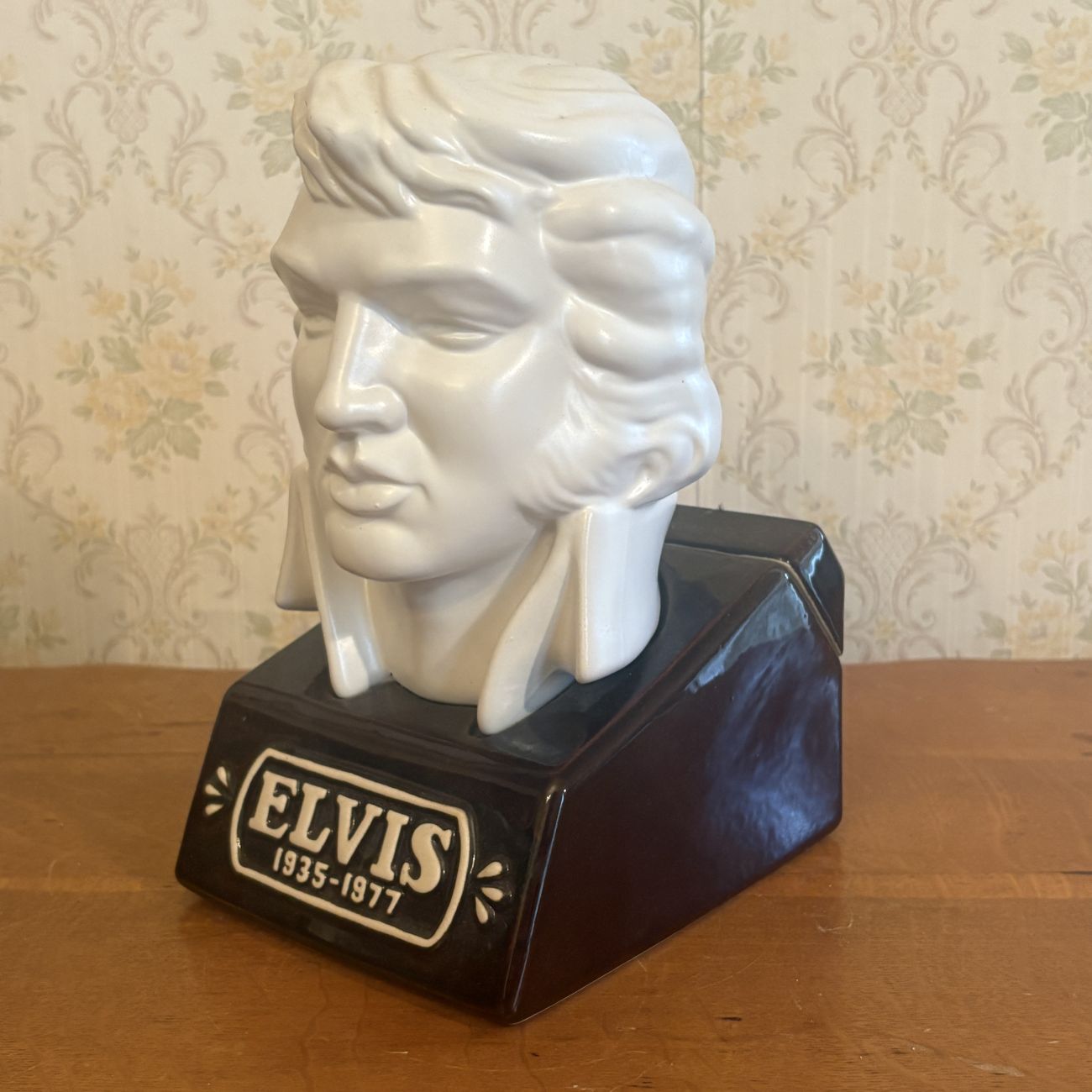 Elvis Presley Commemorative Ceramic Whiskey Decanter 1935-1977